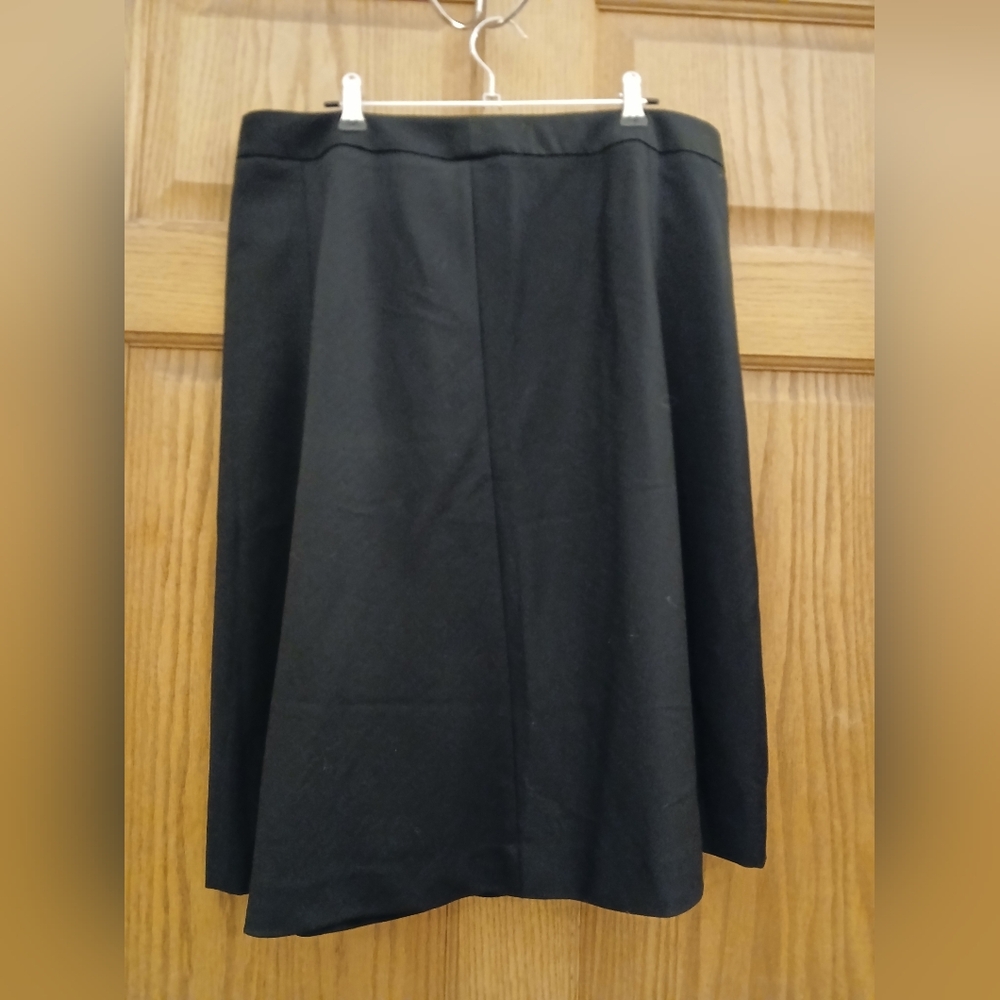 Merona Sz 12 Circle Blk Skirt
